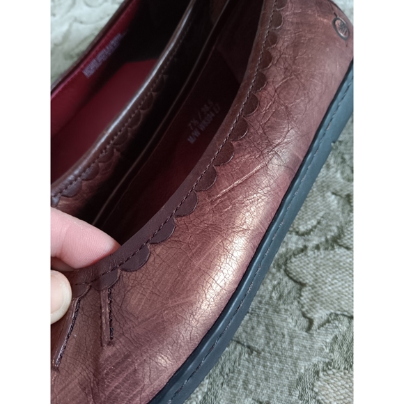 Born Brown Leather Flats - Picture 5 of 11